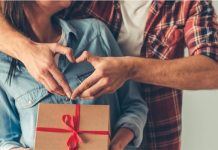 Dia dos Namorados: Cuponeria ajuda a garantir presente sem sair de casa