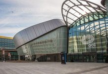 Centro de eventos em Liverpool traz tour virtual para apresentar medidas de segurança