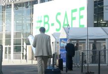 Centro de exposições da Koelnmesse (Alemanha) recebeu seu primeiro evento com público