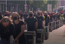 Reino Unido também realiza sua “passeata de cases” por pedido de ajuda ao setor de eventos