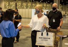 Visitantes compareceram ao Las Vegas Summer Market 2020
