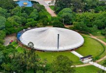 Justiça de Porto Alegre suspende shows e eventos em locais fechados