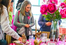 Feira de casamentos marca o reinício do setor em Cleveland (EUA)