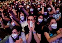 Governo tcheco autoriza volta de eventos ao ar livre para 700 pessoas