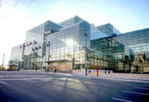 Javits Center vacinou mais de 600 mil nova-iorquinos e agora volta aos eventos