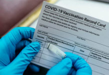 Califórnia passa a exigir prova de vacinação e teste negativo para grandes eventos