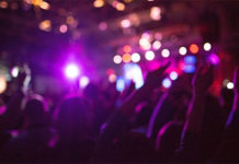 Governo do Reino Unido garante que eventos em massa são seguros após estudo de 4 meses e 37 eventos