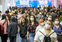 Bienal do Livro de SP soma maior visitação de um evento em local fechado desde o início da pandemia
