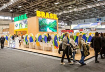 Embratur apresenta reformulação em estande para feiras do segundo semestre
