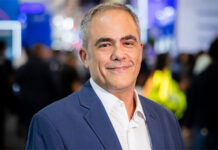 RX apresenta Rodrigo Moreno Bueno como novo gerente da FIEE