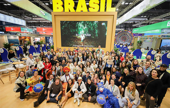 Brasil leva diversidade, conectividade e experiências à FITUR 2026