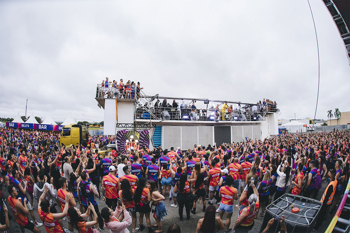 Curitiba Folia 2026 leva grandes nomes do axé à Pedreira Paulo Leminski
