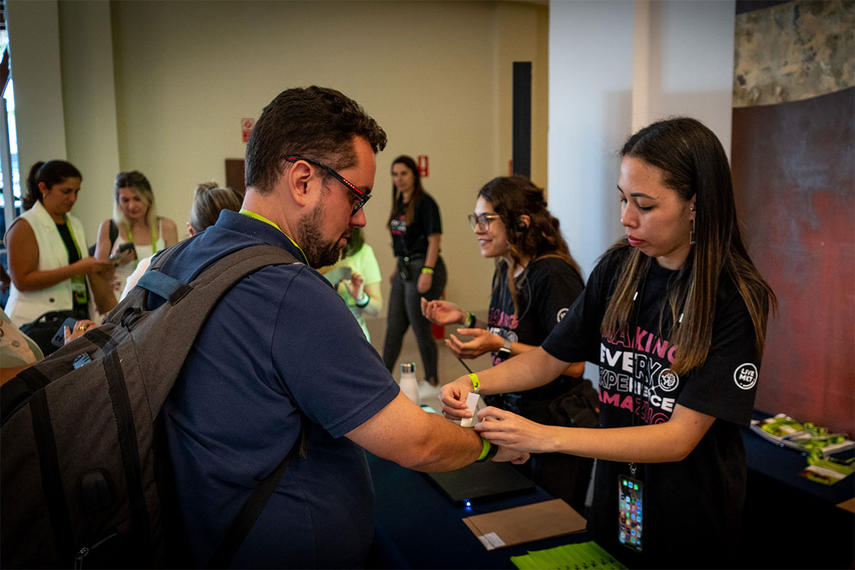 Eventos internos ganham relevância na cultura e no engajamento corporativo